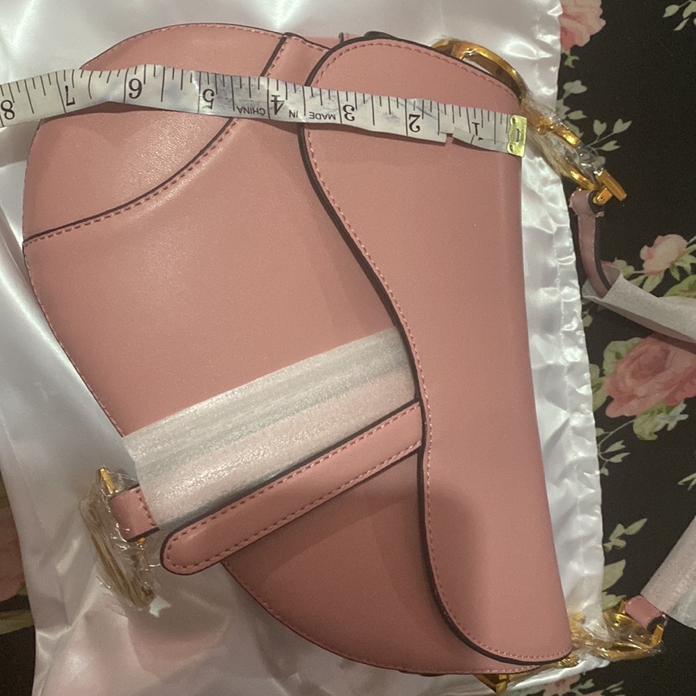 Saddle Handbag (Pink)